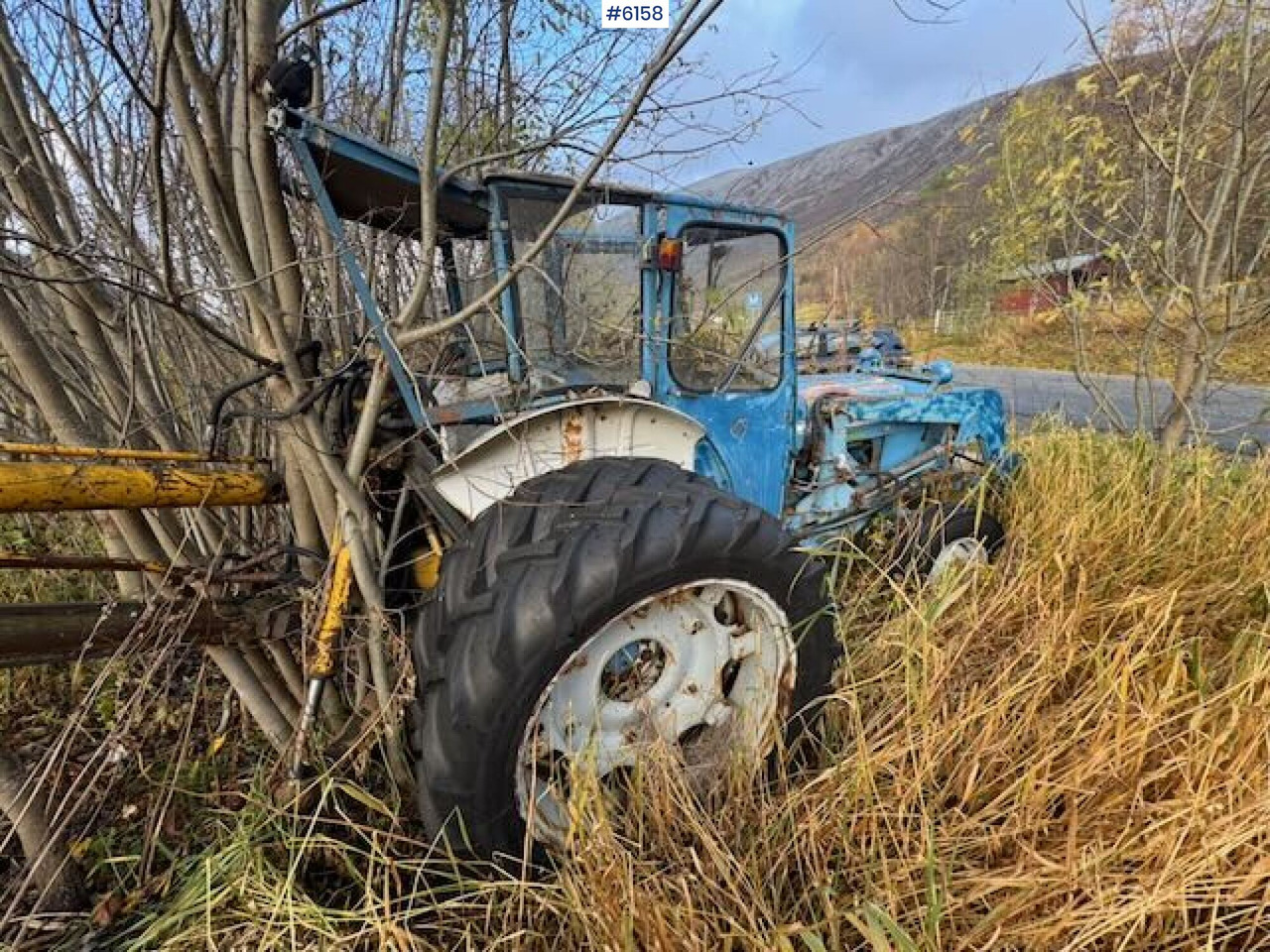 1973 Ford 4000 tractor backhoe. Repair.object - Farm tractor: picture 4 1973 Ford 4000 tractor backhoe. Repair.object - Farm tractor: picture 4