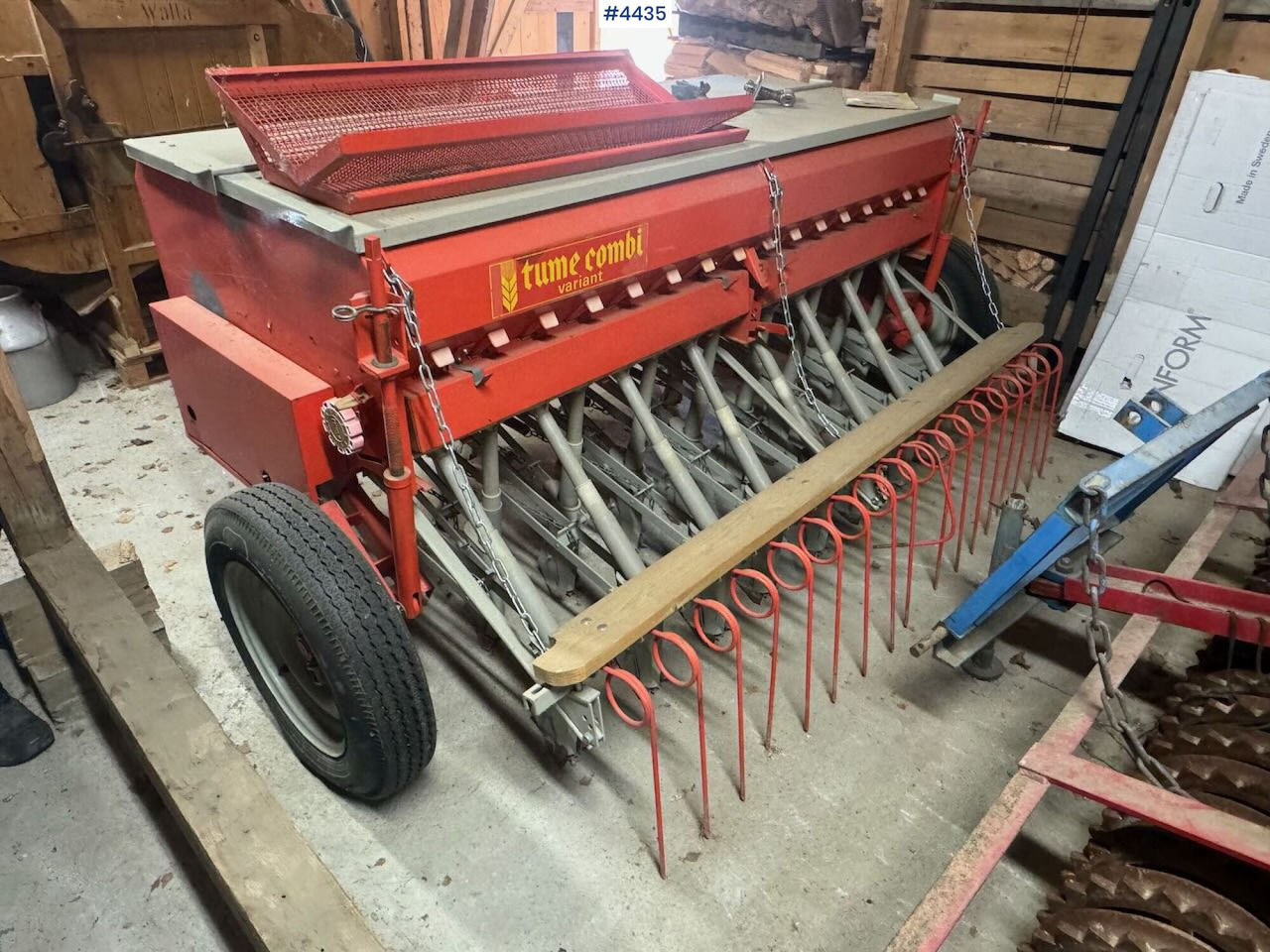 1976 Tume KL200 combi machine - Hay and forage equipment: picture 1 1976 Tume KL200 combi machine - Hay and forage equipment: picture 1