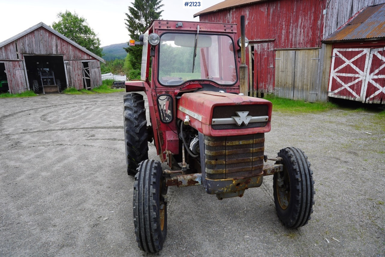 Farm tractor 1977 Massey Ferguson 135: picture 14