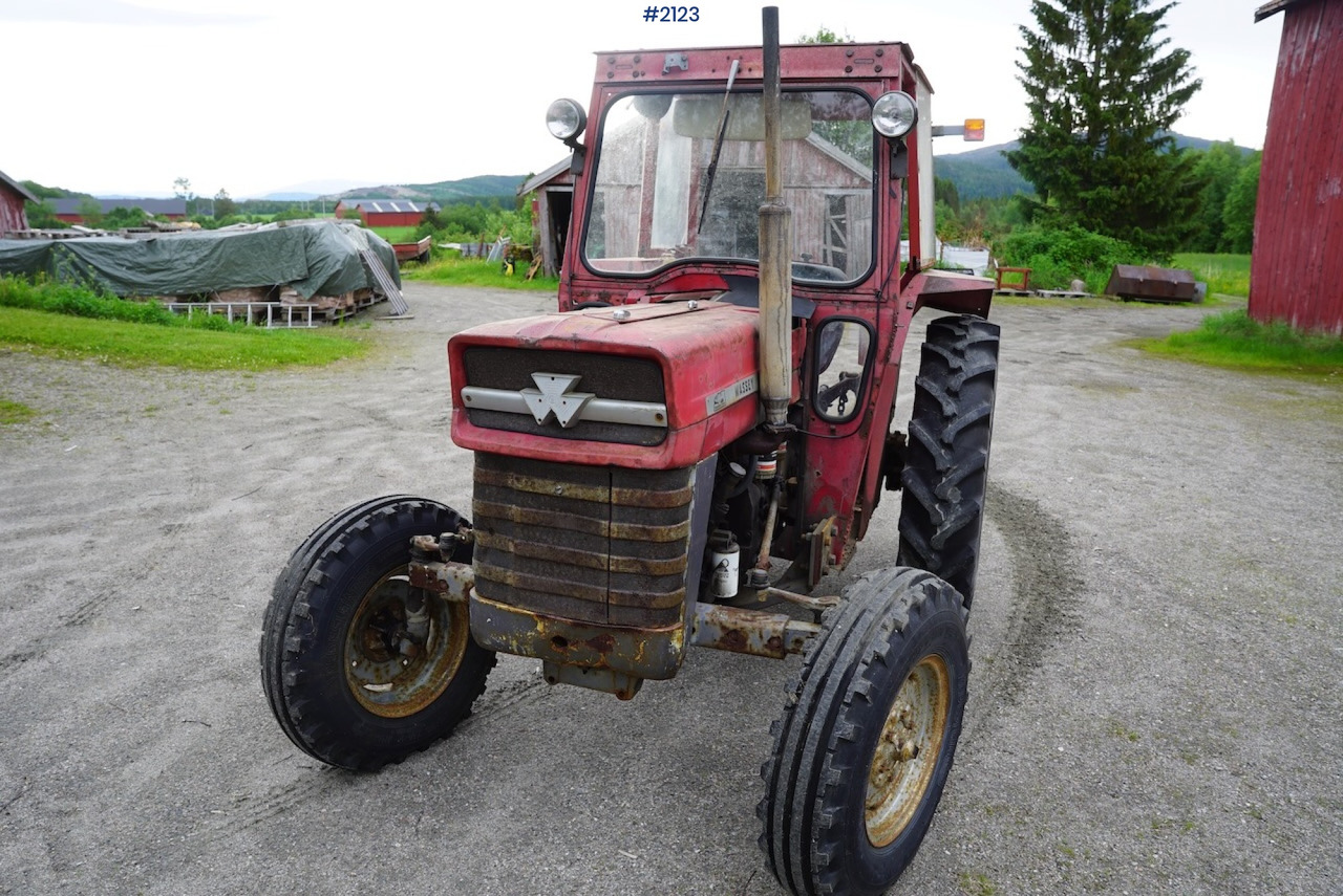 1977 Massey Ferguson 135 - Farm tractor: picture 2 1977 Massey Ferguson 135 - Farm tractor: picture 2