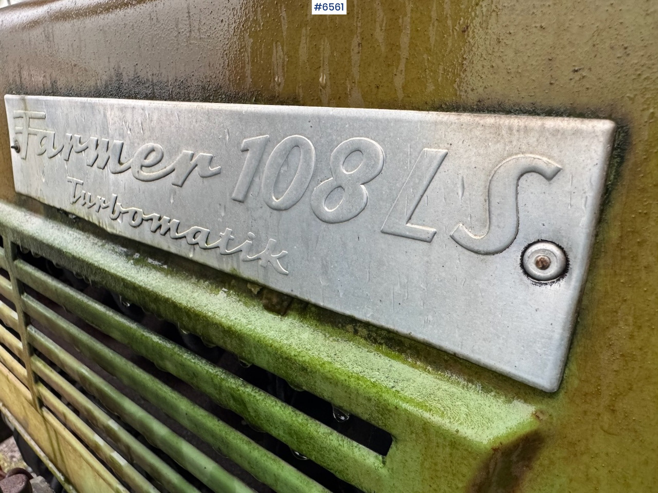 Farm tractor 1981 Fendt Farmer 108 LS Turbomatik w/ front loader.: picture 9 Farm tractor 1981 Fendt Farmer 108 LS Turbomatik w/ front loader.: picture 9