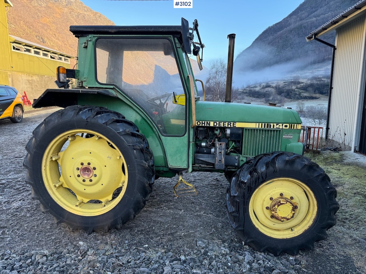 1981 John Deere 1140 Synchron with front loader - Farm tractor: picture 4 1981 John Deere 1140 Synchron with front loader - Farm tractor: picture 4