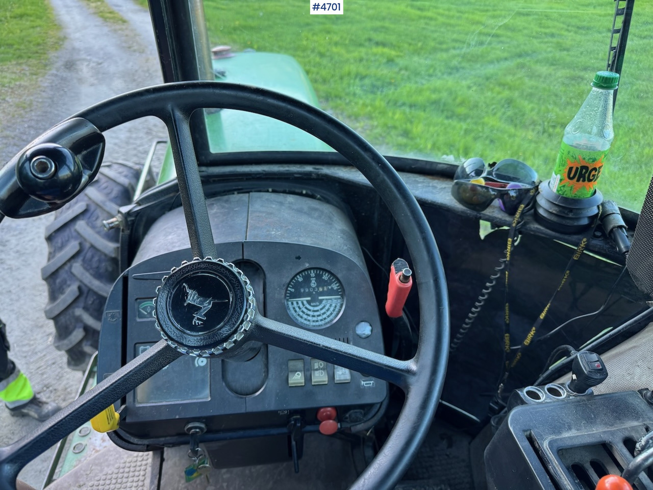Farm tractor 1983 John Deere 3040 Power Synchron: picture 14