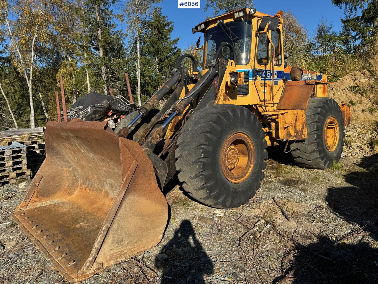1983 Volvo BM 4500 repair object - Wheel loader: picture 2 1983 Volvo BM 4500 repair object - Wheel loader: picture 2