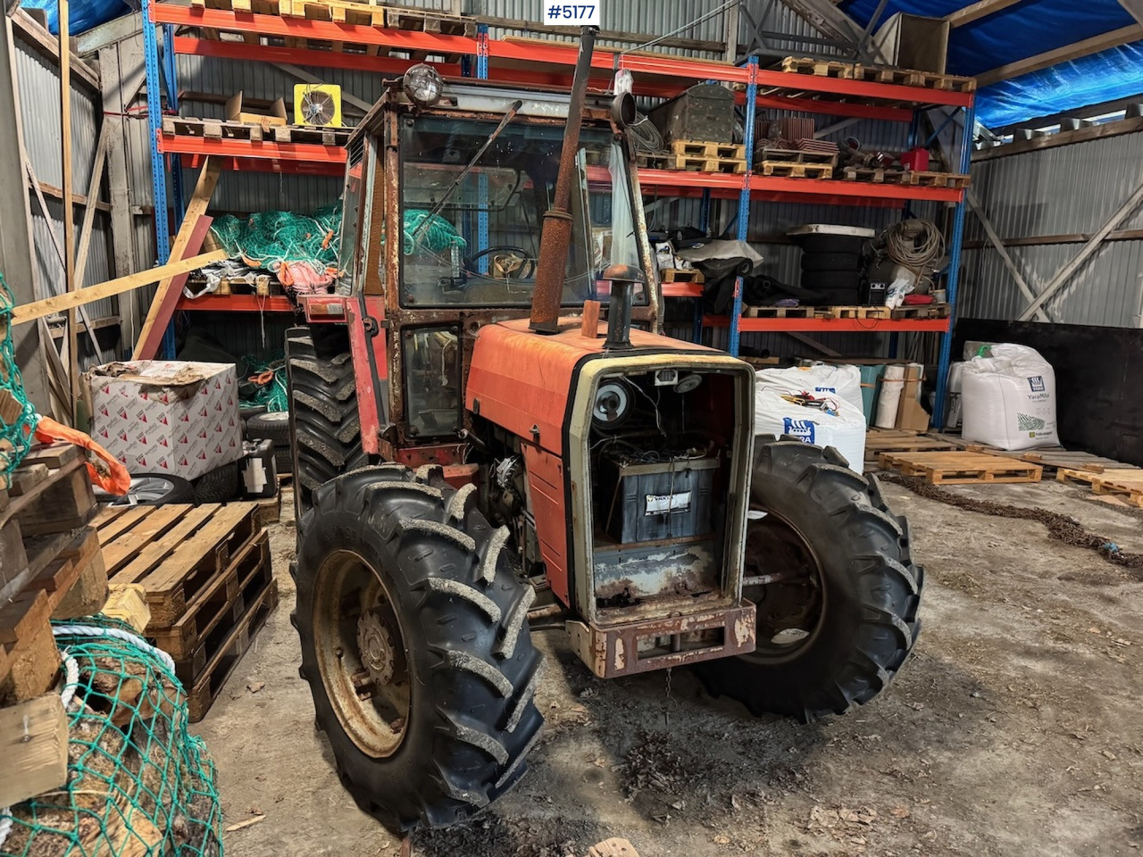 1984 Massey Ferguson 675 - Farm tractor: picture 2 1984 Massey Ferguson 675 - Farm tractor: picture 2