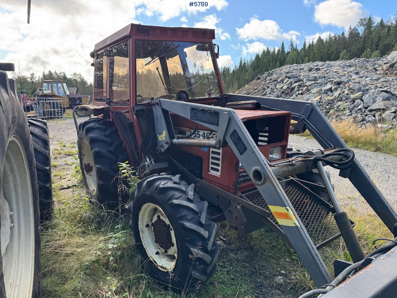 1986 Fiat 55-46 DT w/ front loader. - Farm tractor: picture 4 1986 Fiat 55-46 DT w/ front loader. - Farm tractor: picture 4