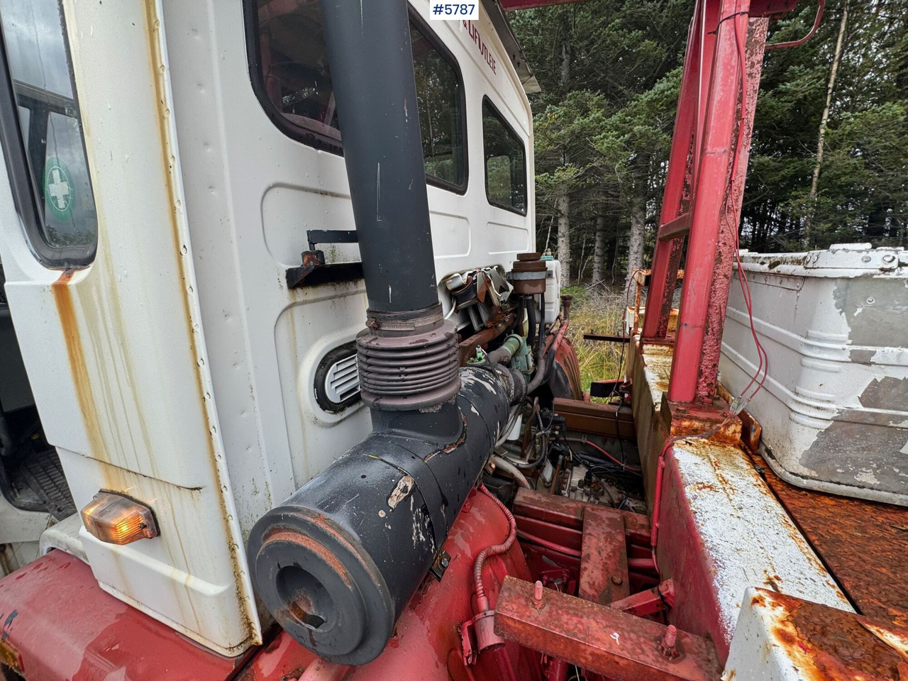 Lease a  1986 Volvo FL614 with Lift. SEE VIDEO! 1986 Volvo FL614 with Lift. SEE VIDEO!: picture 19