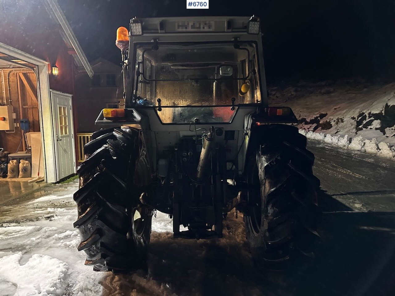 1991 Massey-Ferguson 362 4x4 tractor with chains - Farm tractor: picture 5 1991 Massey-Ferguson 362 4x4 tractor with chains - Farm tractor: picture 5