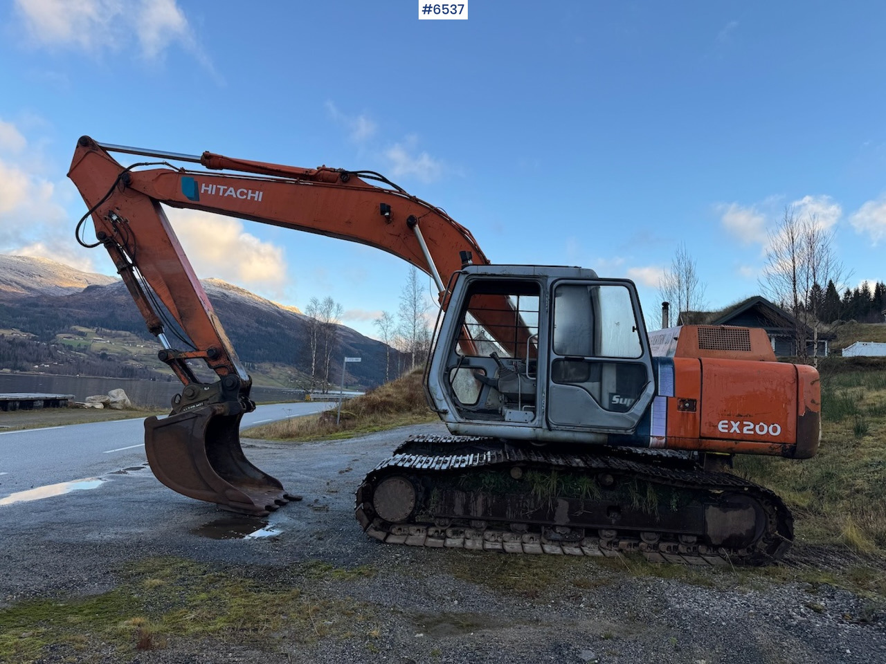 1992 Hitachi EX 200-2. Few hours. - Excavator: picture 4 1992 Hitachi EX 200-2. Few hours. - Excavator: picture 4