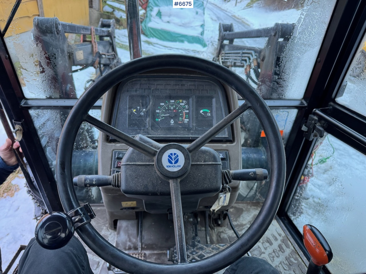 Farm tractor 1997 New Holland L 85 w/ front loader.: picture 17 Farm tractor 1997 New Holland L 85 w/ front loader.: picture 17