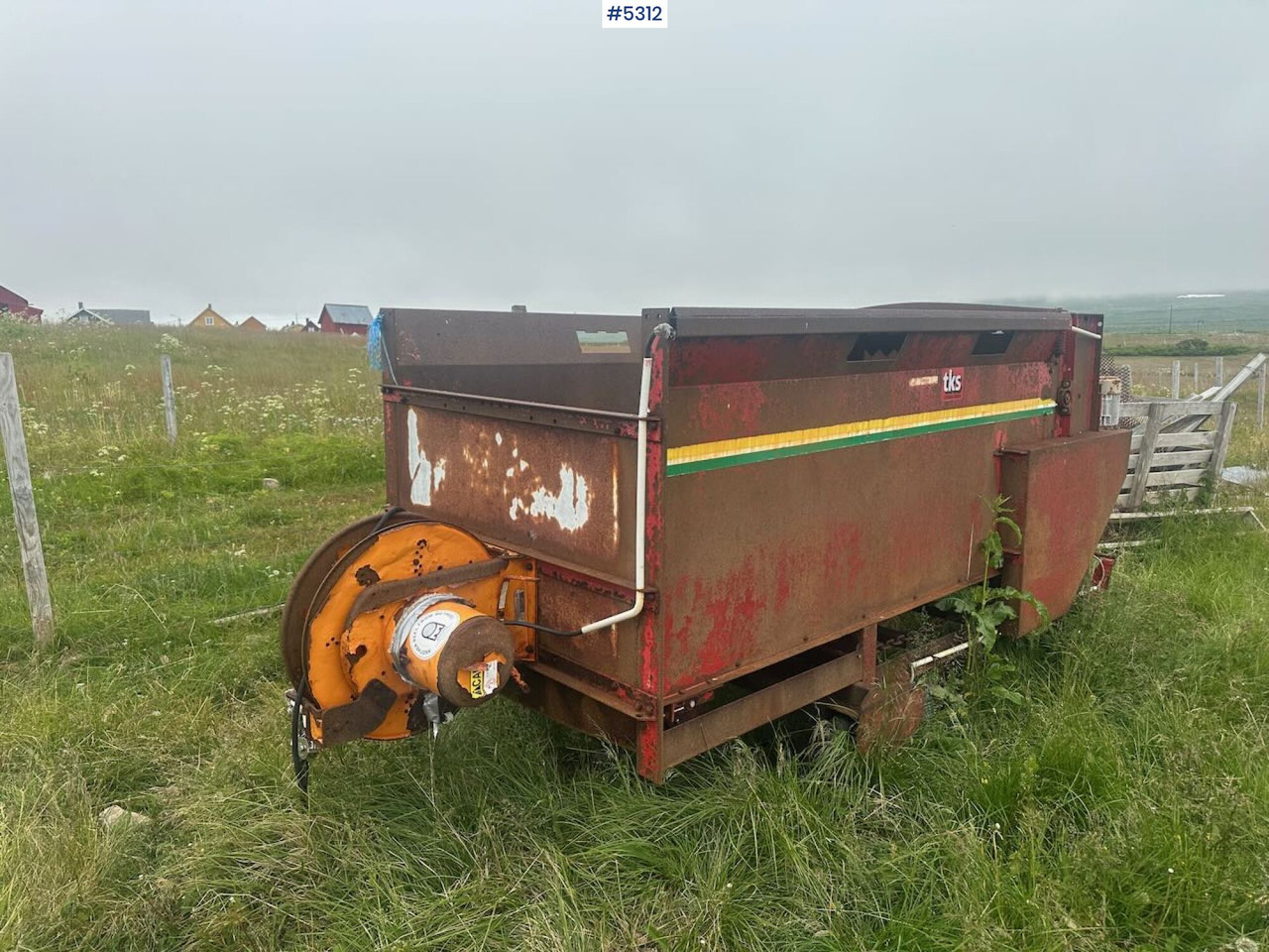 1998 TKS R-150 Silage spreader - Hay and forage equipment: picture 3 1998 TKS R-150 Silage spreader - Hay and forage equipment: picture 3