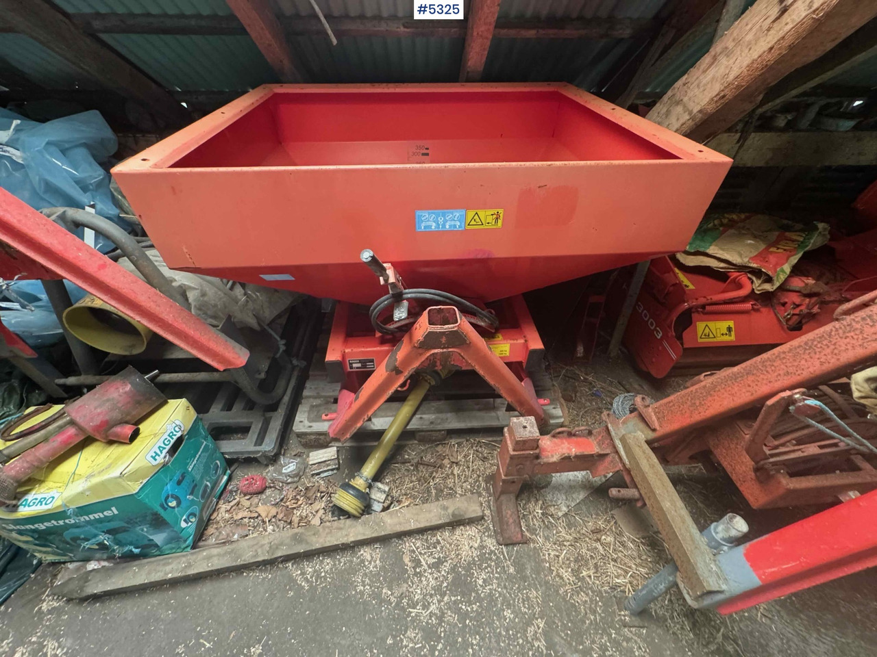 1999 Rauch MDS 81 fertilizer spreader - Fertilizer spreader: picture 3 1999 Rauch MDS 81 fertilizer spreader - Fertilizer spreader: picture 3
