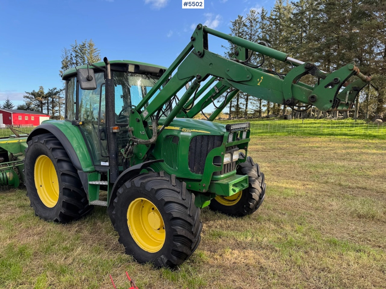 2004 John Deere 6220 w/front loader - Farm tractor: picture 4 2004 John Deere 6220 w/front loader - Farm tractor: picture 4
