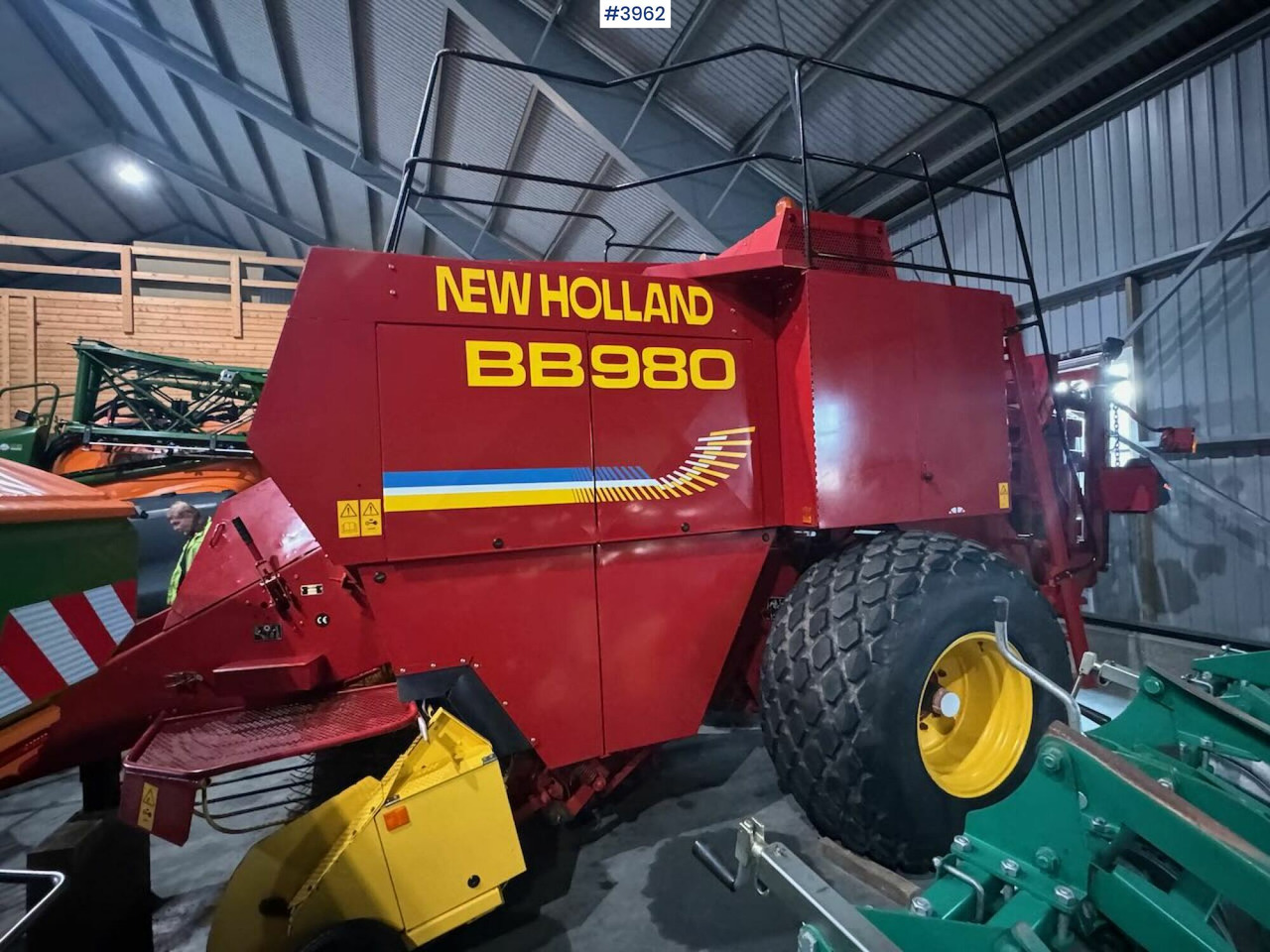 2004 New Holland BB980 - Hay and forage equipment: picture 5 2004 New Holland BB980 - Hay and forage equipment: picture 5