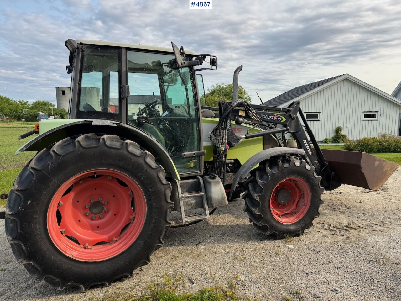 2007 Claas Celtis 446 with front loader, pallet forks, and bucket - Farm tractor: picture 3 2007 Claas Celtis 446 with front loader, pallet forks, and bucket - Farm tractor: picture 3