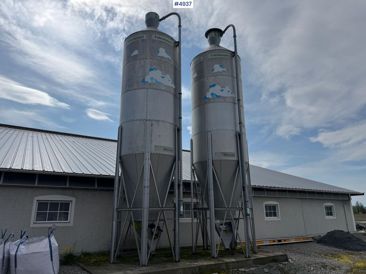 2008 Mafa 27.6 cubic meter feed silos x2 - Livestock equipment: picture 2 2008 Mafa 27.6 cubic meter feed silos x2 - Livestock equipment: picture 2