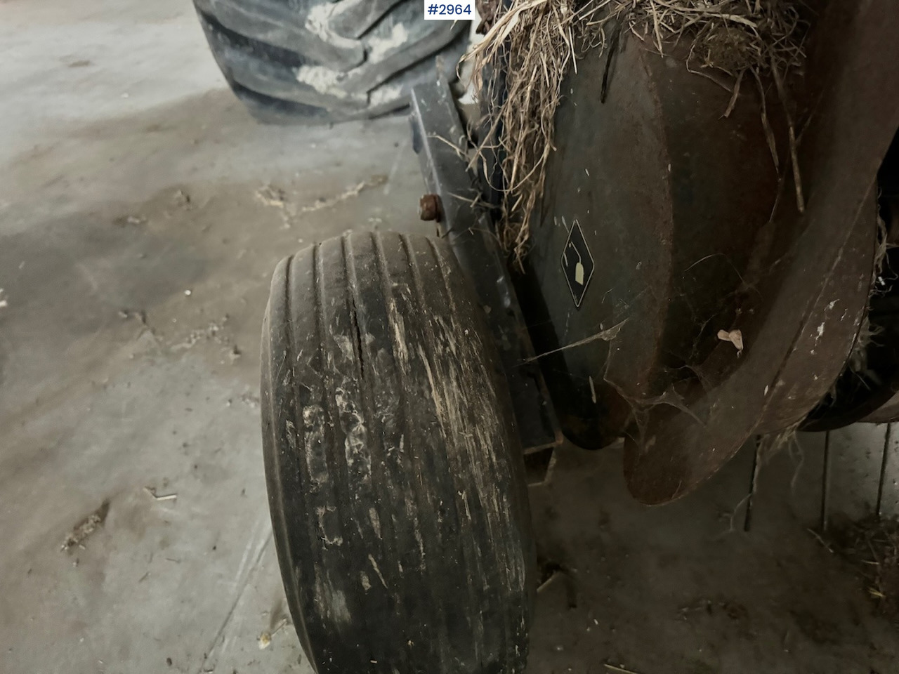 Hay and forage equipment 2008 Vicon RF2235 Round baler: picture 12