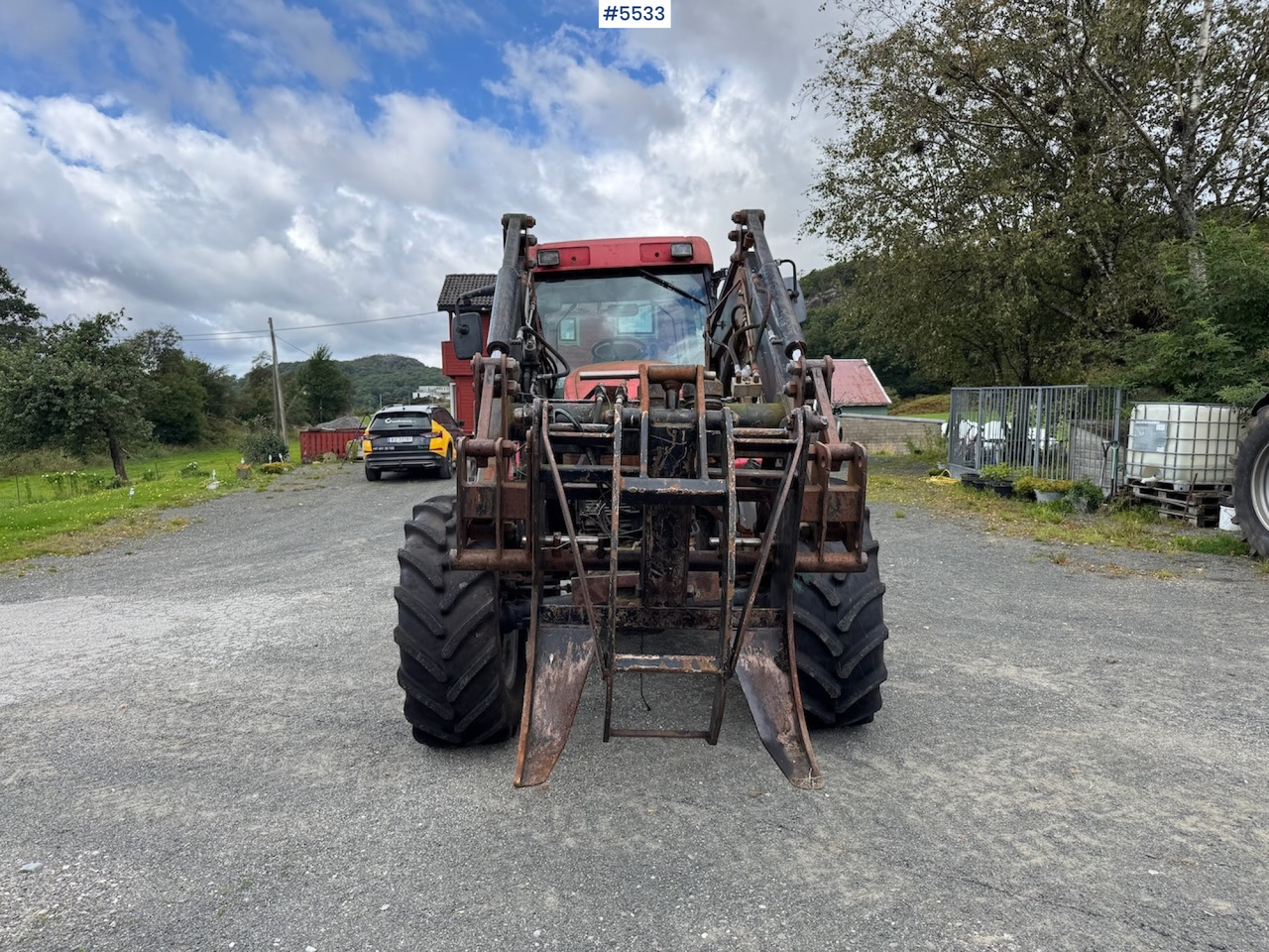 2009 McCormick MTX 150 w/ Front loader - Farm tractor: picture 3 2009 McCormick MTX 150 w/ Front loader - Farm tractor: picture 3