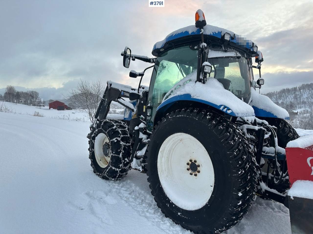Farm tractor 2010 New Holland T6040 4x4 plow rigged tractor w/ Trima +3.0p front loader, brand new chains, snow bucket and Westbjørn snow blower. WATCH VIDEO.: picture 5