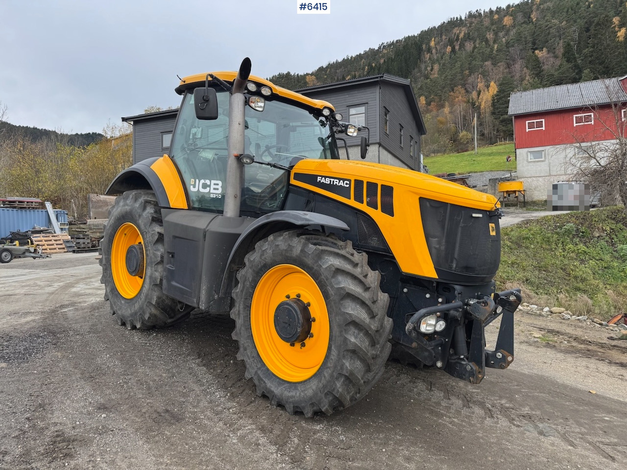 2012 JCB 8310 Fastrac w/ front hydraulics. - Farm tractor: picture 5 2012 JCB 8310 Fastrac w/ front hydraulics. - Farm tractor: picture 5