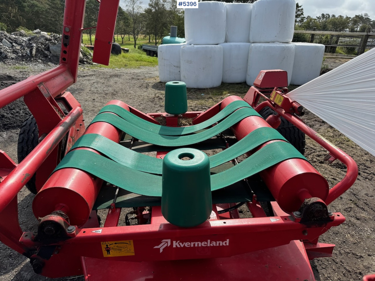 Hay and forage equipment 2016 Kverneland 7740 J round bale wrapper: picture 16