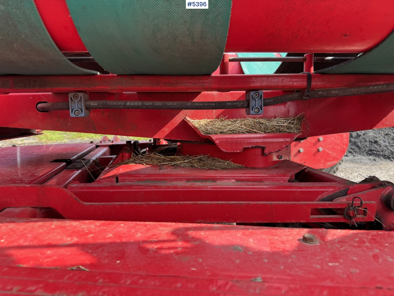 Hay and forage equipment 2016 Kverneland 7740 J round bale wrapper: picture 15