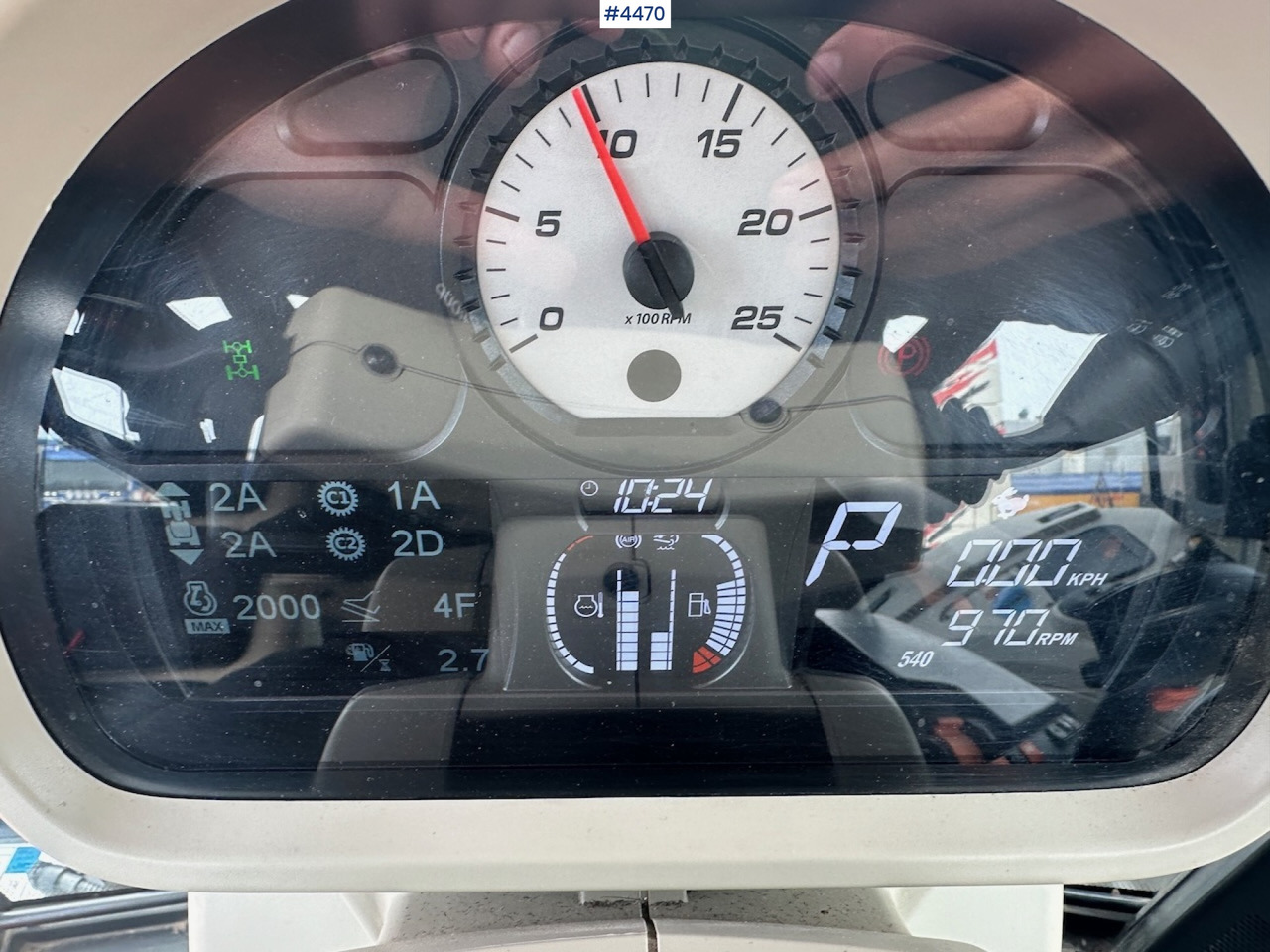 Farm tractor 2018 Massey Ferguson MF5713 S w/ 2020 Dalen snow blower: picture 15