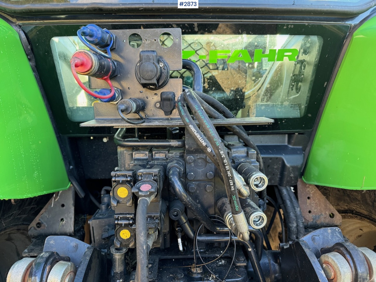 Farm tractor 2019 Deutz-Fahr 6120 TV w/front loader and twin wheels: picture 19
