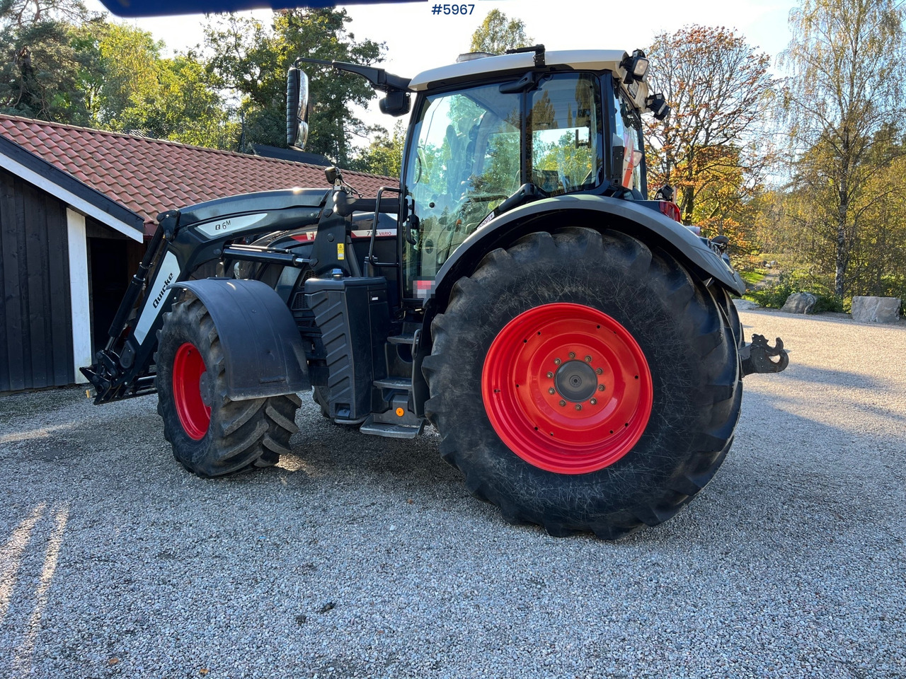 2023 Fendt 724 Vario profi + w/ Front loader and fully equipped - Farm tractor: picture 2 2023 Fendt 724 Vario profi + w/ Front loader and fully equipped - Farm tractor: picture 2
