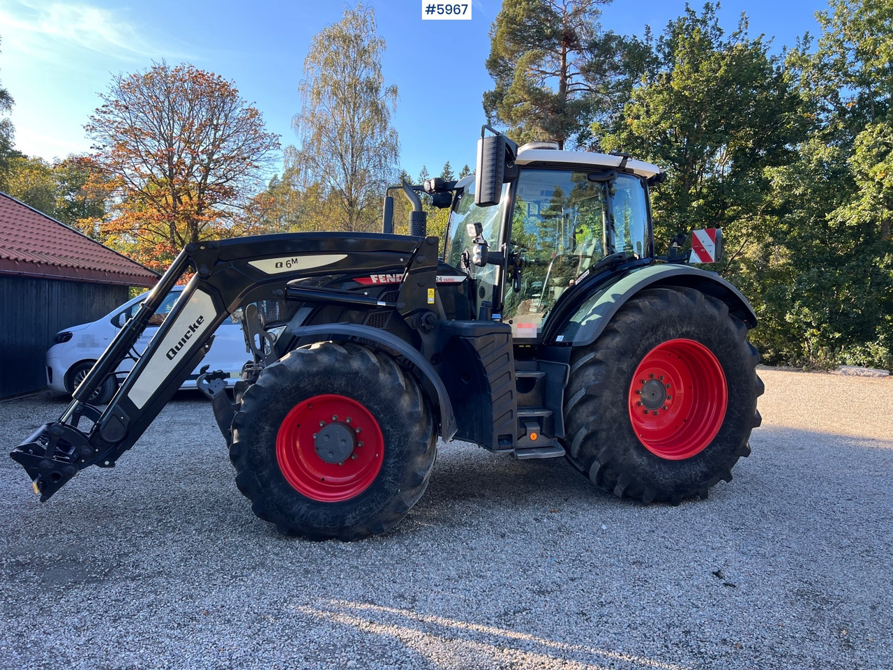 2023 Fendt 724 Vario profi + w/ Front loader and fully equipped - Farm tractor: picture 1 2023 Fendt 724 Vario profi + w/ Front loader and fully equipped - Farm tractor: picture 1