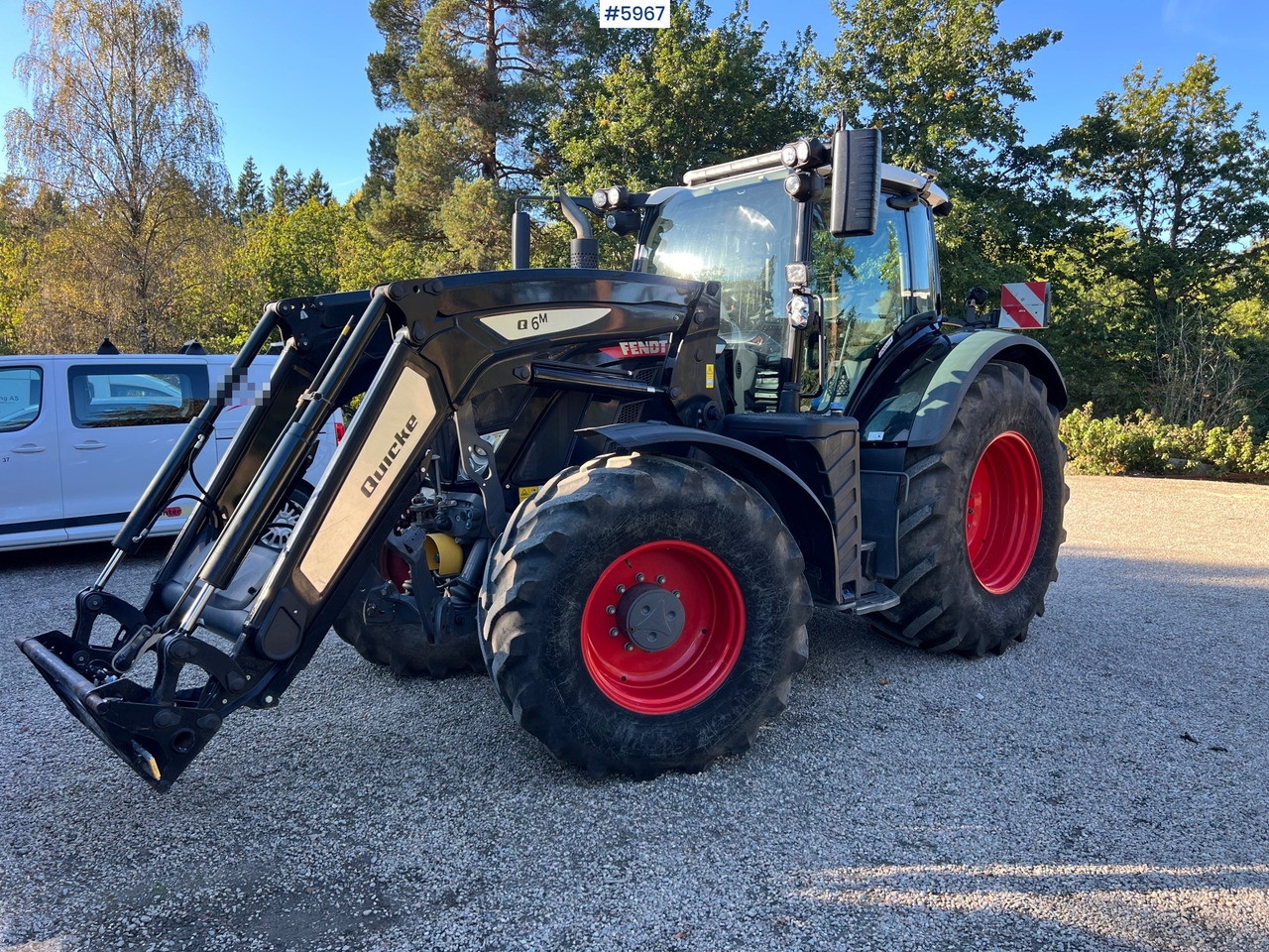 2023 Fendt 724 Vario profi + w/ Front loader and fully equipped - Farm tractor: picture 5 2023 Fendt 724 Vario profi + w/ Front loader and fully equipped - Farm tractor: picture 5
