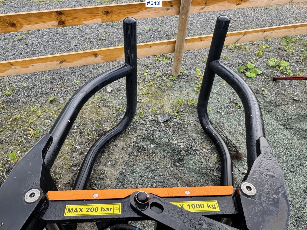 2024 Ålø Flexigrip 160 - Clamp for Agricultural machinery: picture 2 2024 Ålø Flexigrip 160 - Clamp for Agricultural machinery: picture 2