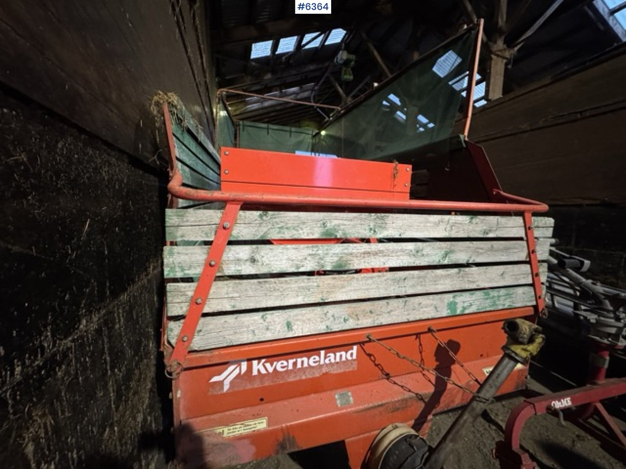 Approx. 1990 Kverneland UN7000 unloading wagon - Hay and forage equipment: picture 5 Approx. 1990 Kverneland UN7000 unloading wagon - Hay and forage equipment: picture 5