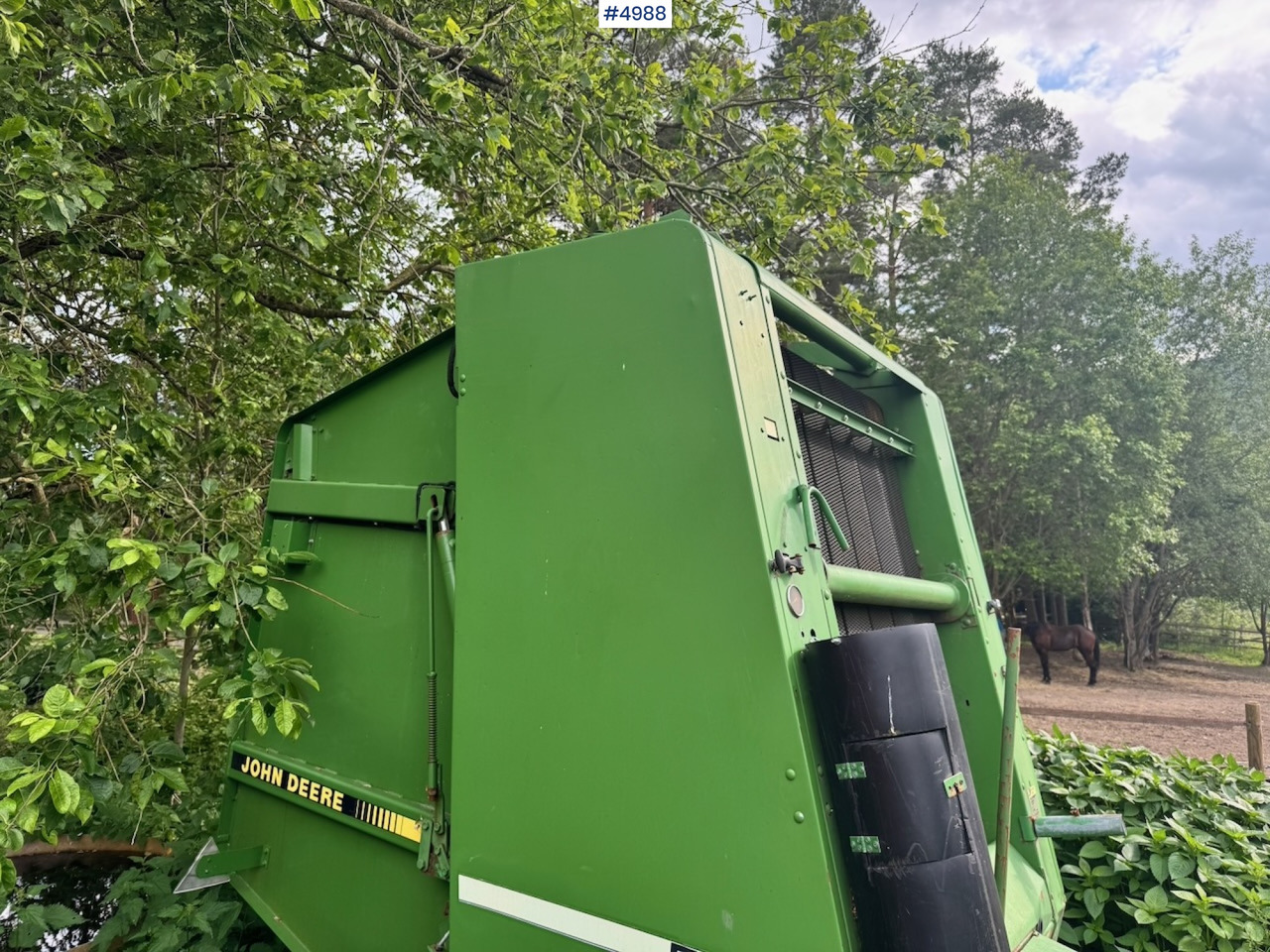 John Deere 550 Round baler with control box - Hay and forage equipment: picture 4 John Deere 550 Round baler with control box - Hay and forage equipment: picture 4