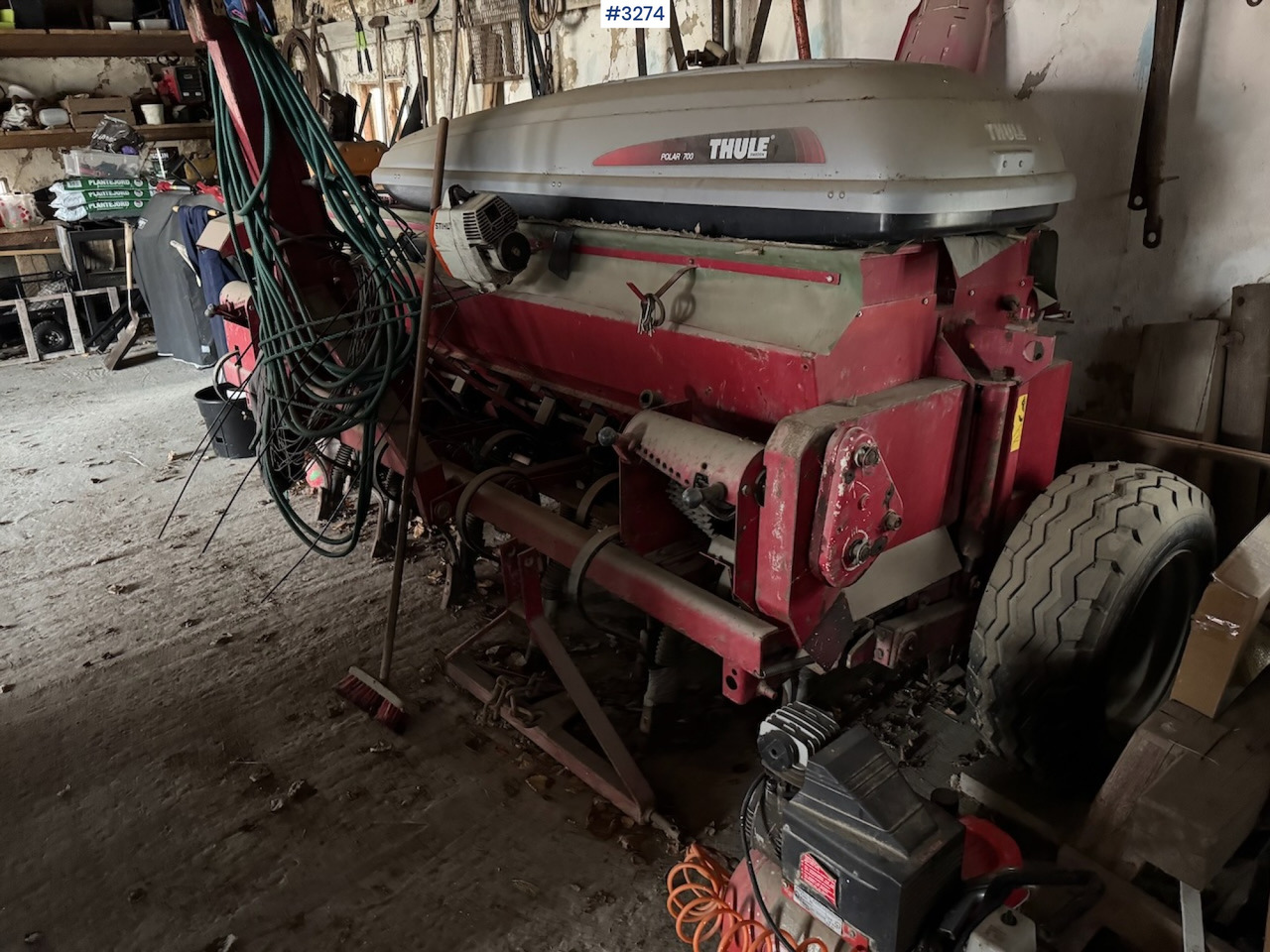 Juko 3M Trailed Seeder - Seed drill: picture 1 Juko 3M Trailed Seeder - Seed drill: picture 1