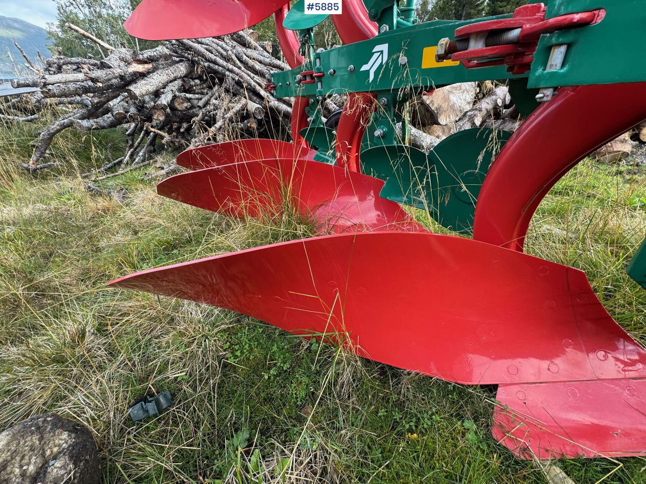 Kverneland 150S reversible plough, 3-furrow, year 2022. Never used – like new! - Soil tillage equipment: picture 5 Kverneland 150S reversible plough, 3-furrow, year 2022. Never used – like new! - Soil tillage equipment: picture 5