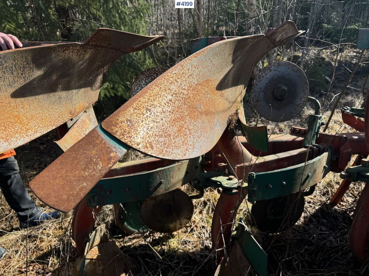 Soil tillage equipment Kverneland 3-furrow reversible plow: picture 11
