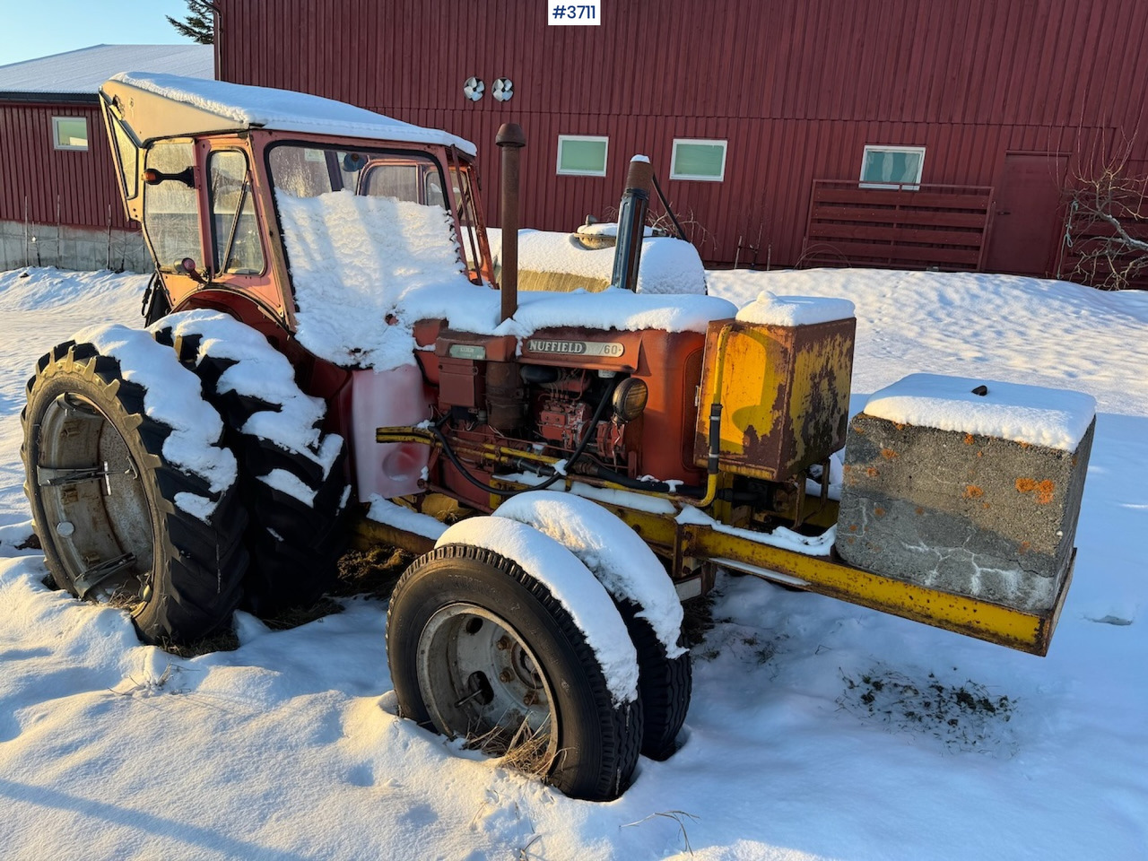 Nuffield 60 w/ Hymas Gravel Aggregate - Farm tractor: picture 2 Nuffield 60 w/ Hymas Gravel Aggregate - Farm tractor: picture 2