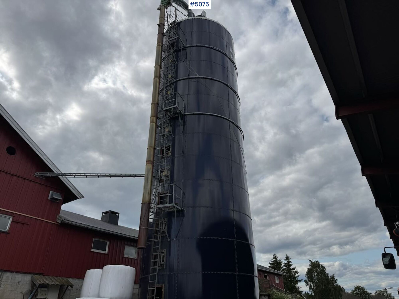 Silo with Filling Auger and Fan - Livestock equipment: picture 2 Silo with Filling Auger and Fan - Livestock equipment: picture 2