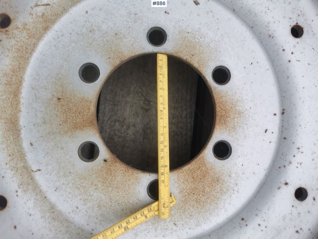 Wheel and tire package for Agricultural machinery Wheel set on Deutz-Fahr 3.60: picture 15 Wheel and tire package for Agricultural machinery Wheel set on Deutz-Fahr 3.60: picture 15