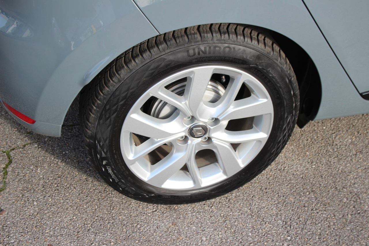 Renault Clio IV Limited 13tKM aus Rentnerbesitz Navi - Sedan: picture 4 Renault Clio IV Limited 13tKM aus Rentnerbesitz Navi - Sedan: picture 4