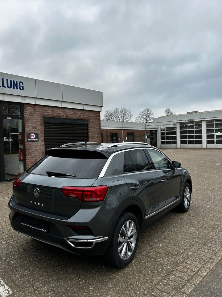 SUV Volkswagen T-Roc Style: picture 6