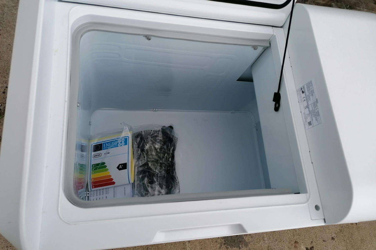 Fridge Dometic Waeco Mobicool 38L - Cab and interior for Truck: picture 4 Fridge Dometic Waeco Mobicool 38L - Cab and interior for Truck: picture 4