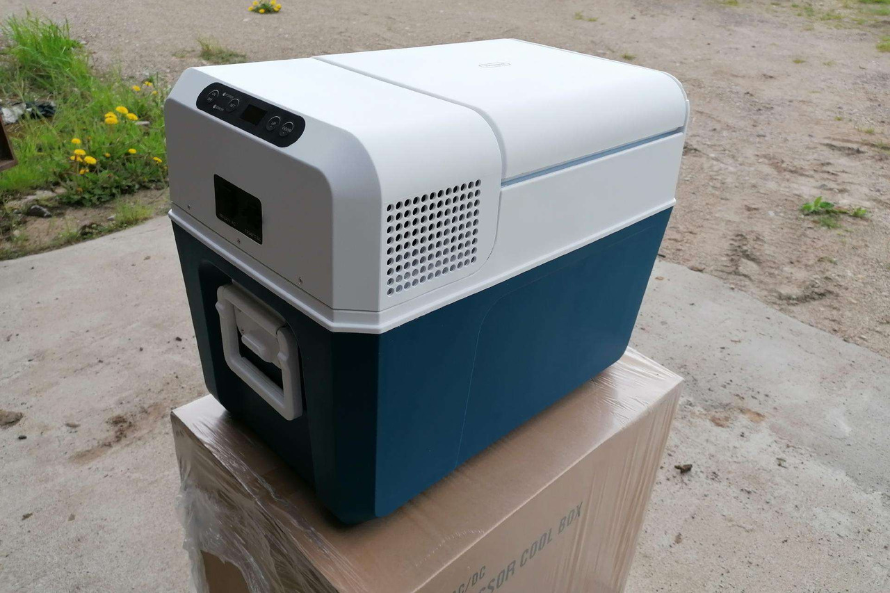 Fridge Dometic Waeco Mobicool 38L - Cab and interior for Truck: picture 1 Fridge Dometic Waeco Mobicool 38L - Cab and interior for Truck: picture 1