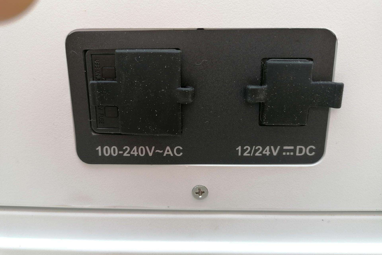 Fridge Dometic Waeco Mobicool 38L - Cab and interior for Truck: picture 5 Fridge Dometic Waeco Mobicool 38L - Cab and interior for Truck: picture 5