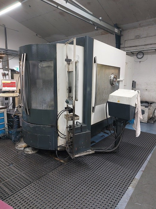DECKEL-MAHO DMC 60U - CNC machining center: picture 3 DECKEL-MAHO DMC 60U - CNC machining center: picture 3