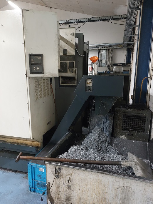 DECKEL-MAHO DMC 60U - CNC machining center: picture 4 DECKEL-MAHO DMC 60U - CNC machining center: picture 4