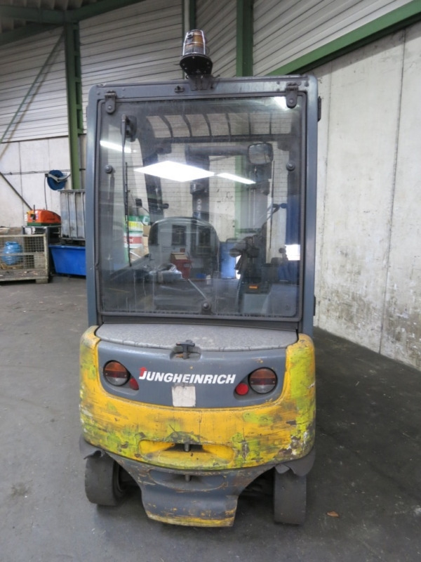 JUNGHEINRICH EFG 425 K - Electric forklift: picture 2 JUNGHEINRICH EFG 425 K - Electric forklift: picture 2