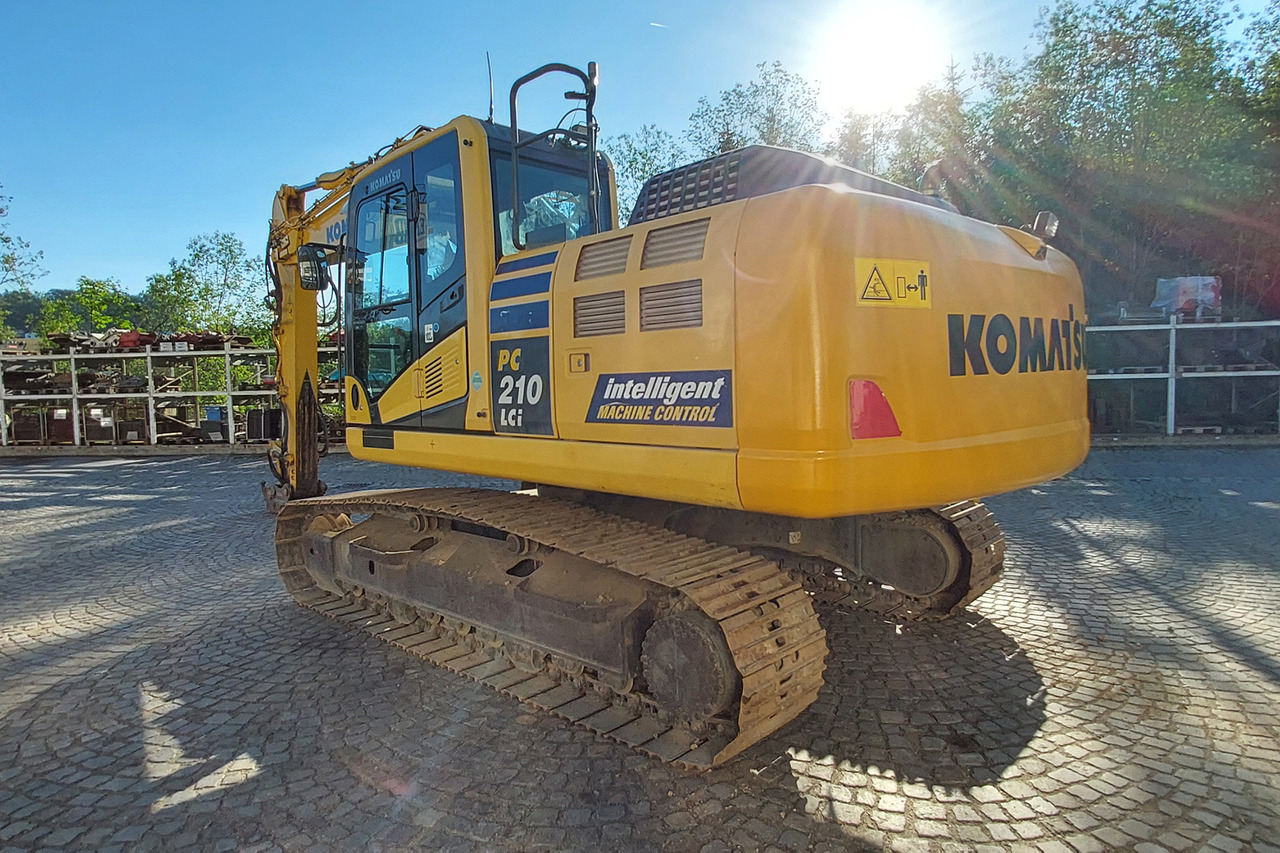 Komatsu PC210LCi-10 - Crawler excavator: picture 2 Komatsu PC210LCi-10 - Crawler excavator: picture 2