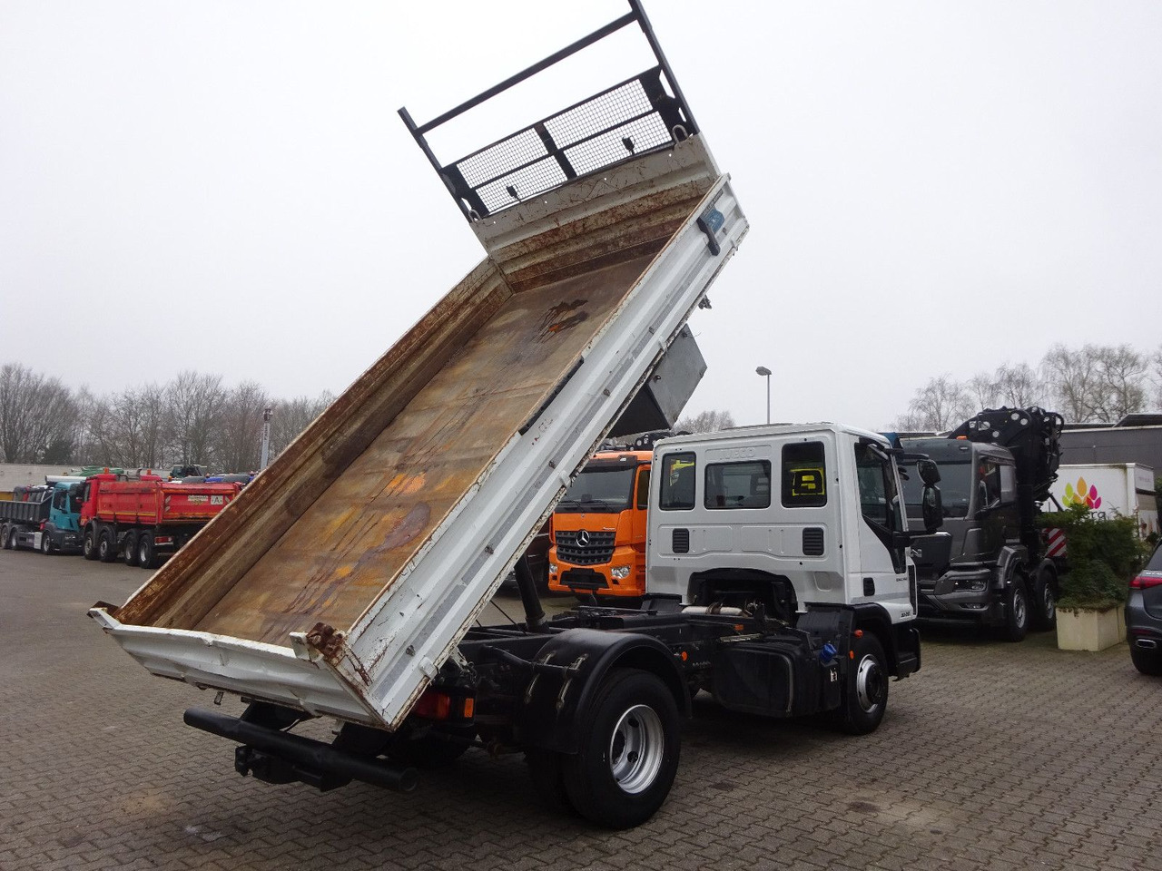 Iveco 80-120 Eurocargo MEILLER 3SKipper 4x2 - Tipper: picture 5 Iveco 80-120 Eurocargo MEILLER 3SKipper 4x2 - Tipper: picture 5